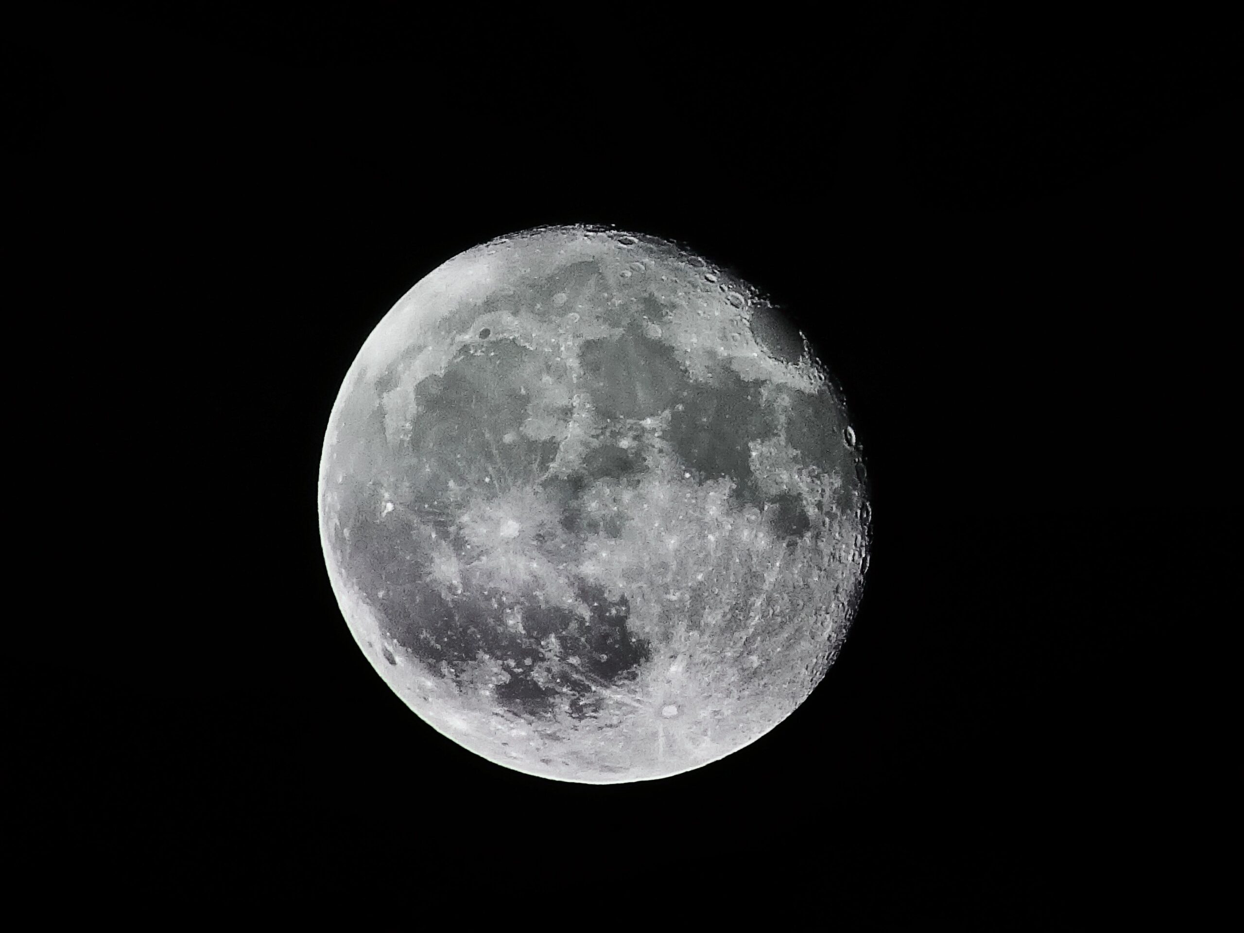 Lunar moon