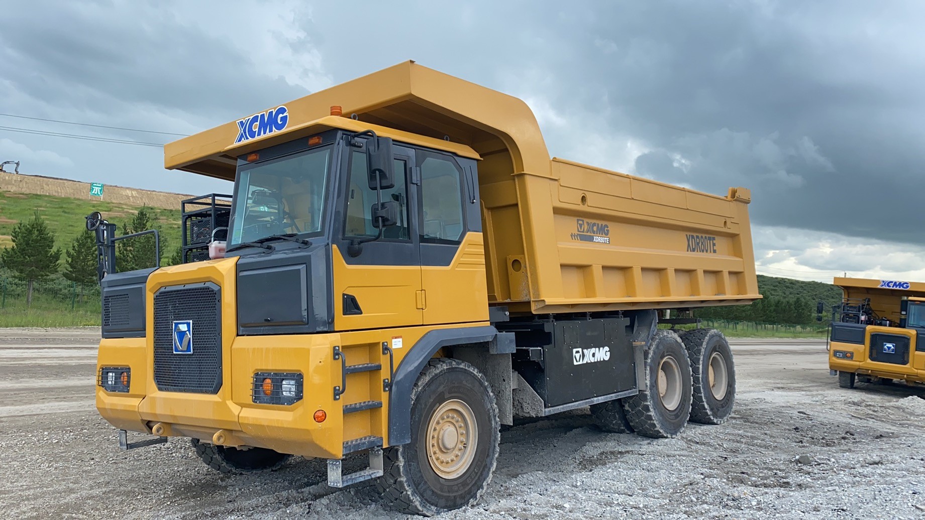 Brazilian construction company trials remote controlled Volvo FMX 4.ZERO  autonomous tipper truck