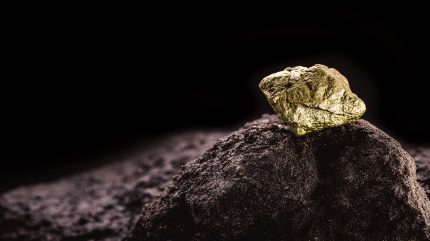 Globex acquires two gold projects in Quebec from IAMGOLD