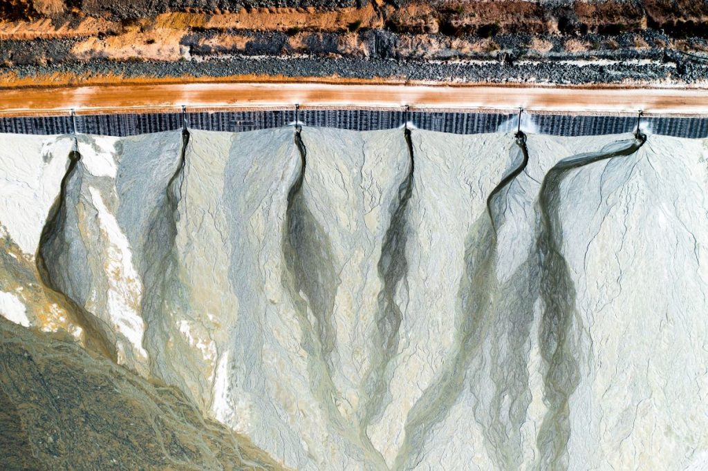 Digital tools for monitoring tailings at mines