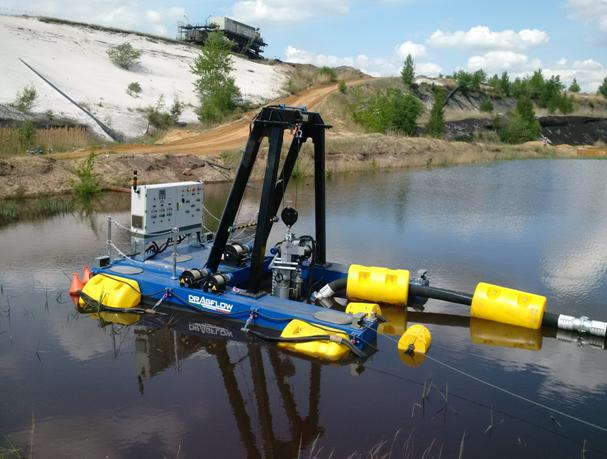 Dragflor remote-control dredge in pond