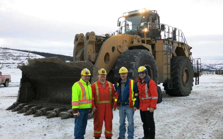 LoaderMetrics product manager Saeed (far right) with the helpful staff at Voisey’s Bay.