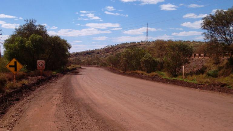 Western australia road after dustmag