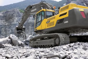 The new EC380D and EC480D excavators not only offer greater digging force and faster cycle times, they perform relentlessly and boast fuel efficiency improvements of up to 14%.